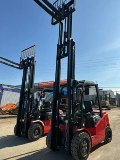 Xe Nang Dien 3.5 Tan EFX351 X5 EP 4.jpg - BÃI MÁY MINH ANH